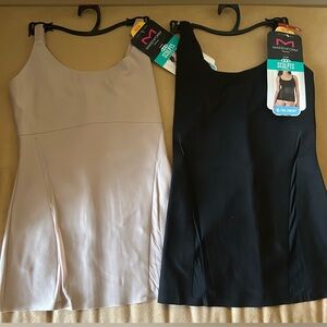2 Maidenform Flexees Cami Sculpts  Size M New with Tags Cool Comfort